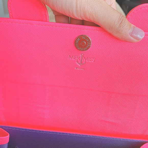 Mermies pink purse - Picture 2 of 8